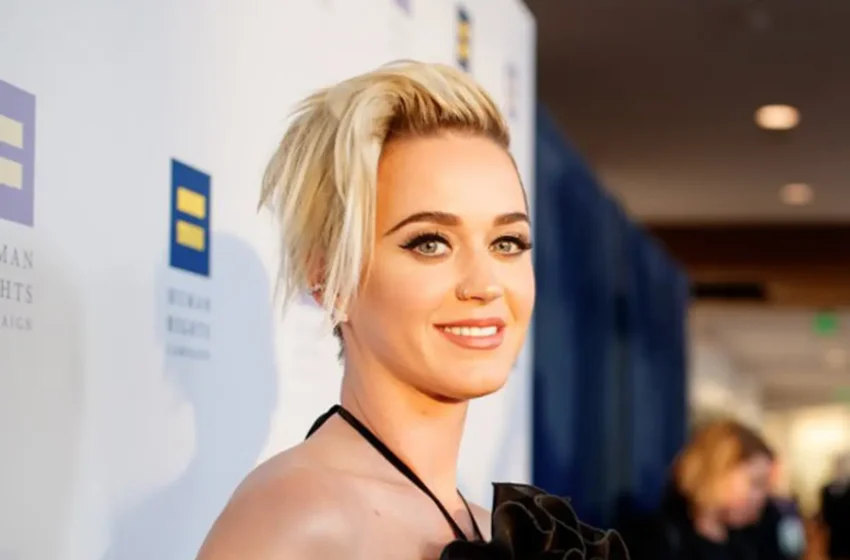  Berbalah Isu Rumah, Katy Perry Heret Warga Emas Naik Mahkamah