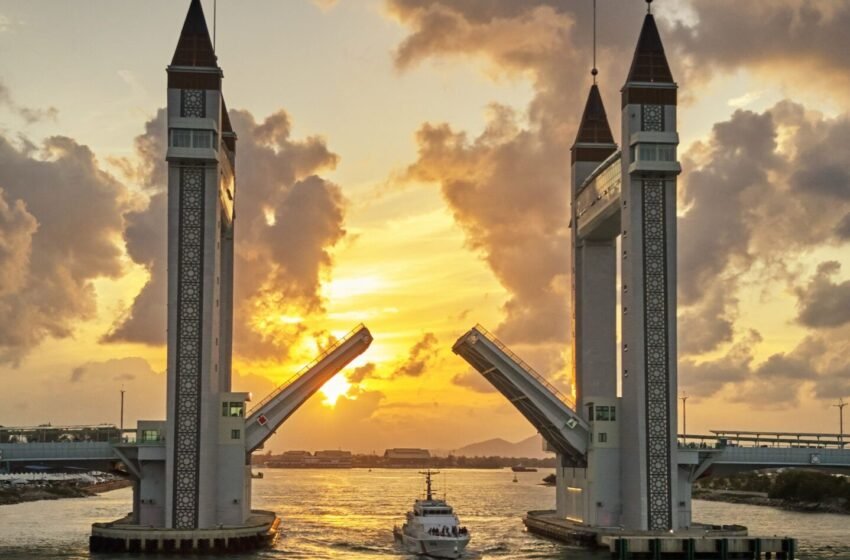  Indeks Kebahagiaan Malaysia 2024: Terengganu Rakyat Paling Bahagia, Wanita Lebih Ceria Berbanding Lelaki