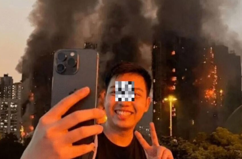  YouTuber Ditahan Lepas Senyum, Buat Simbol ‘Peace’ Depan Tragedi Kebakaran Hung Fuk Court